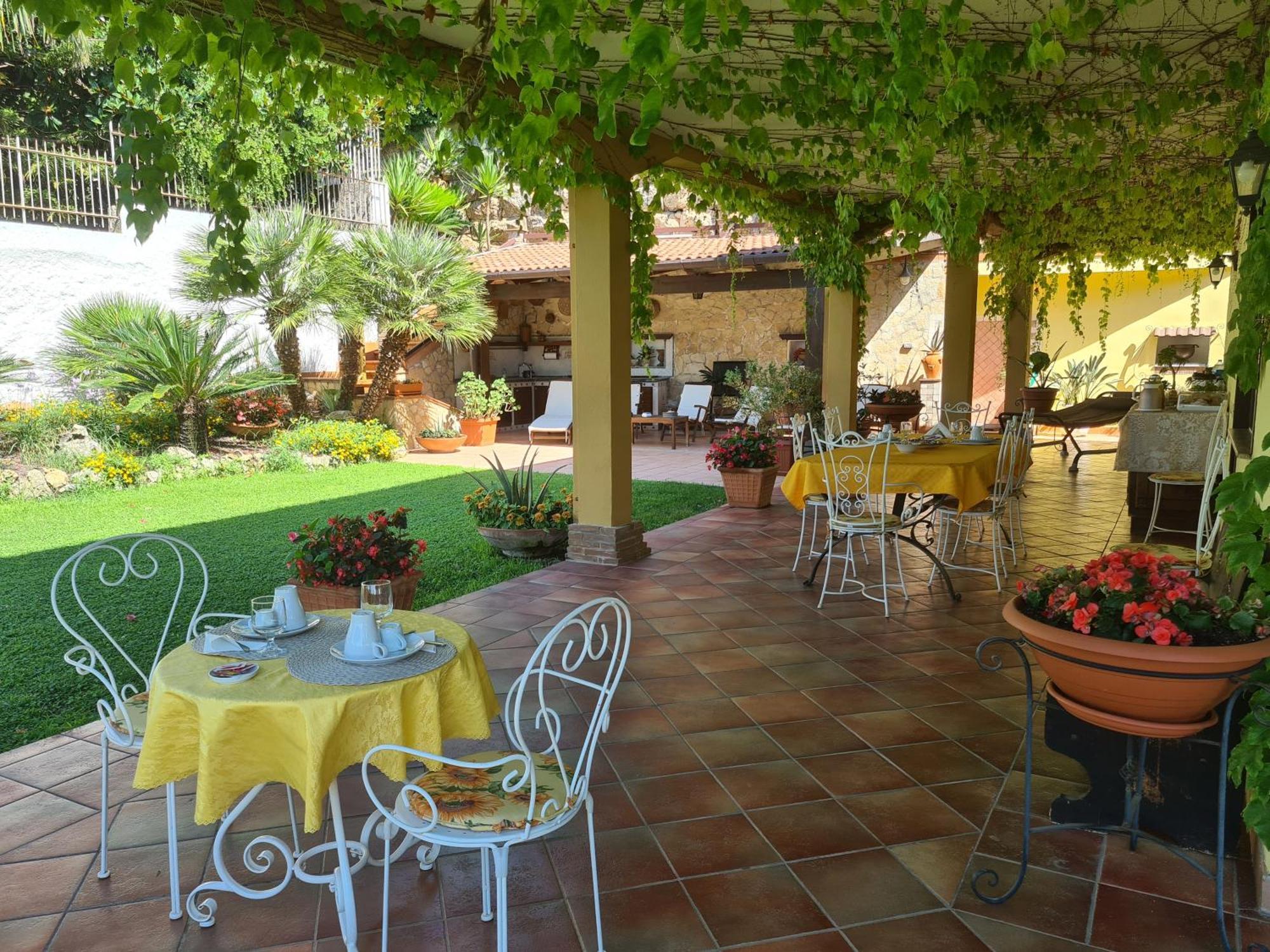 Villa Olga B&B Formia Kültér fotó